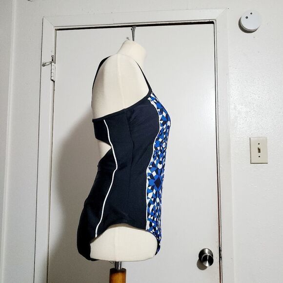 Catalina Blue and White Asymmetric Print Size Large - Picture 3 of 10